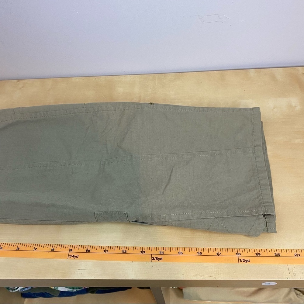 Club Monaco • cargo mini skirt - Picture 11 of 11